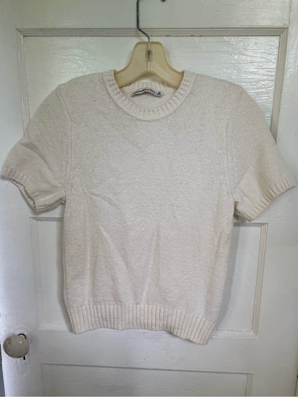 Abercrombie & Fitch Cream Short-Sleeve Crewneck Sweater